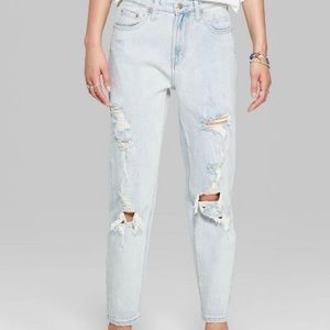 NEW Light wash ripped mom jeans!